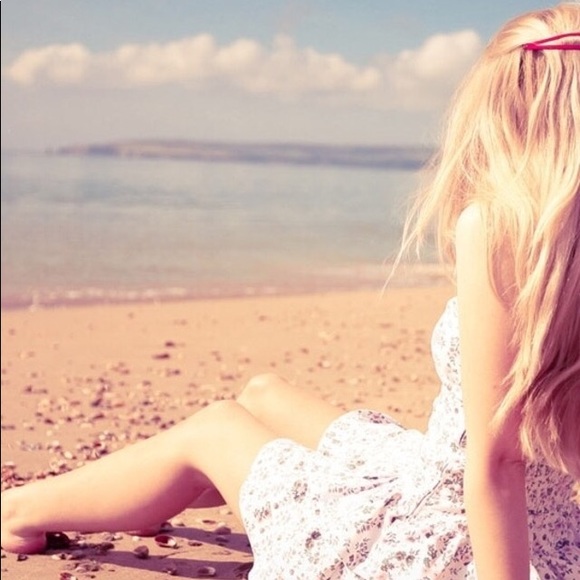 Meet your Posher, Melissa - Picture 2 of 4